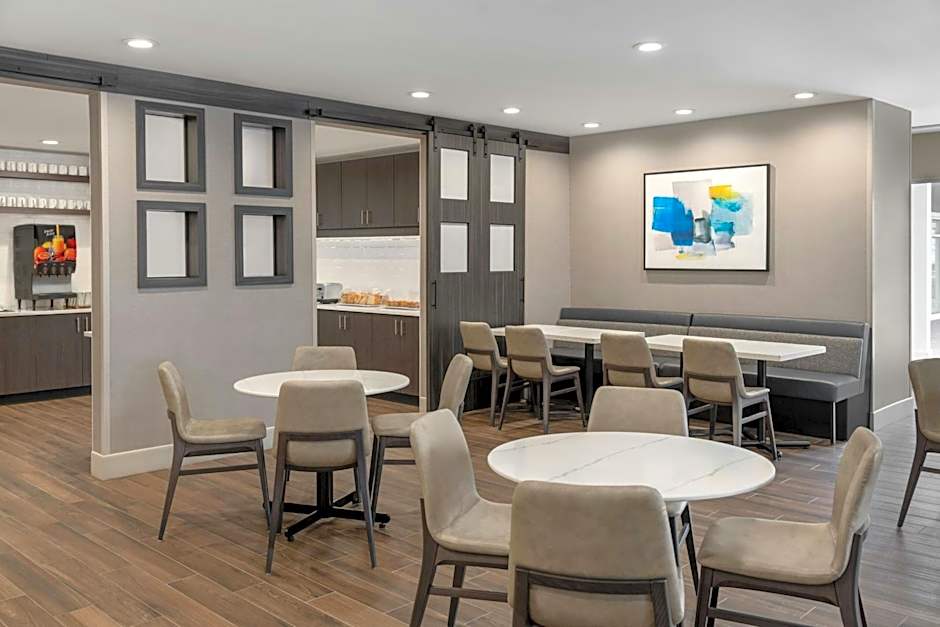 Residence Inn Detroit Dearborn