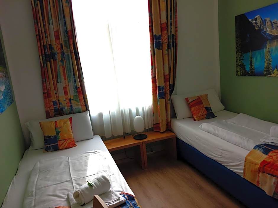 Hotel Karolinger