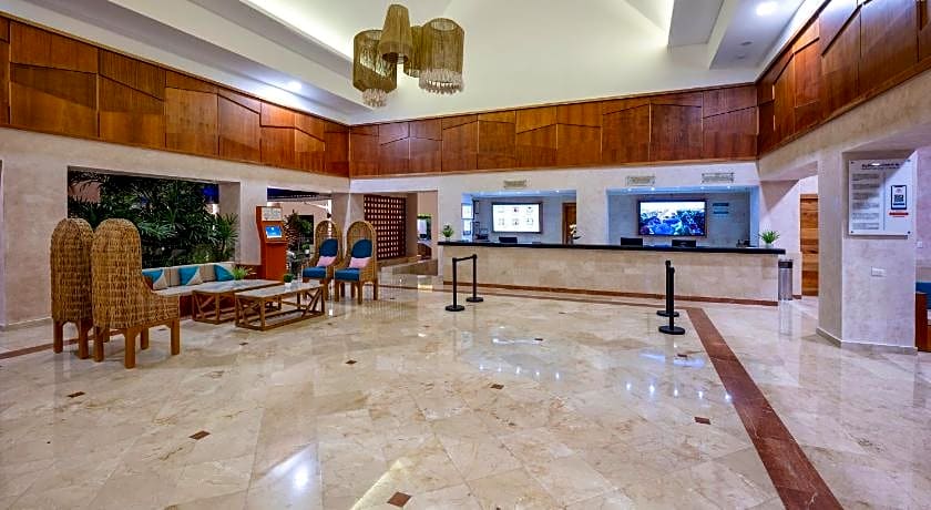 Viva Azteca by Wyndham, A Trademark All Inclusive Resort