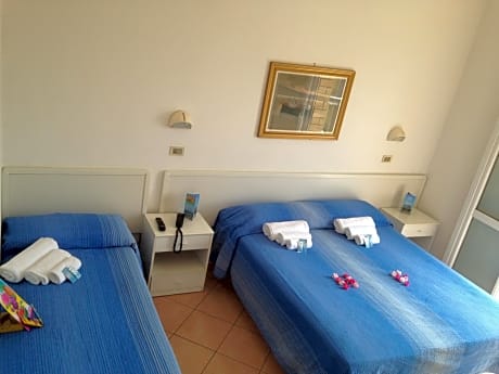 Triple Room with Balcony