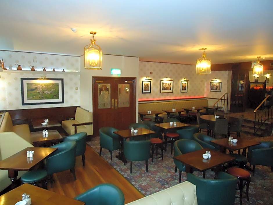 Templemore Arms Hotel