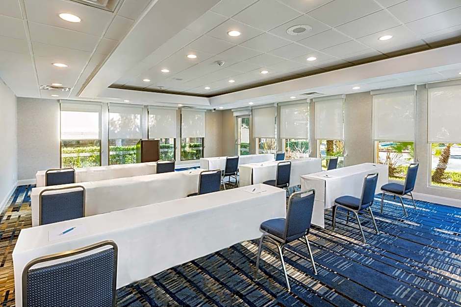 Four Points by Sheraton Los Angeles Westside