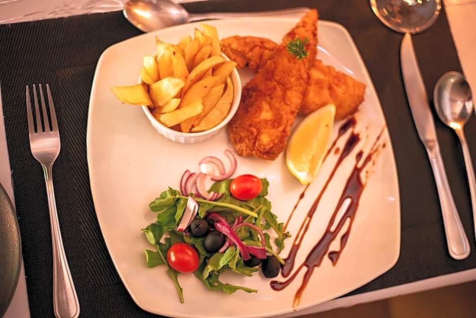 Thornhill Safari Lodge