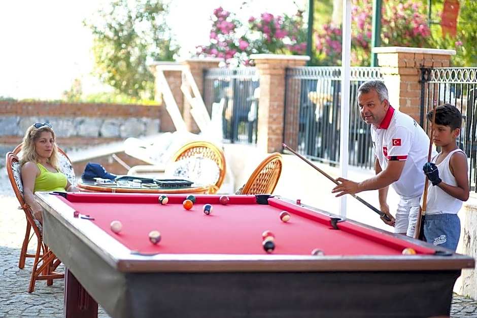 Tuntas Family Suites Kusadasi