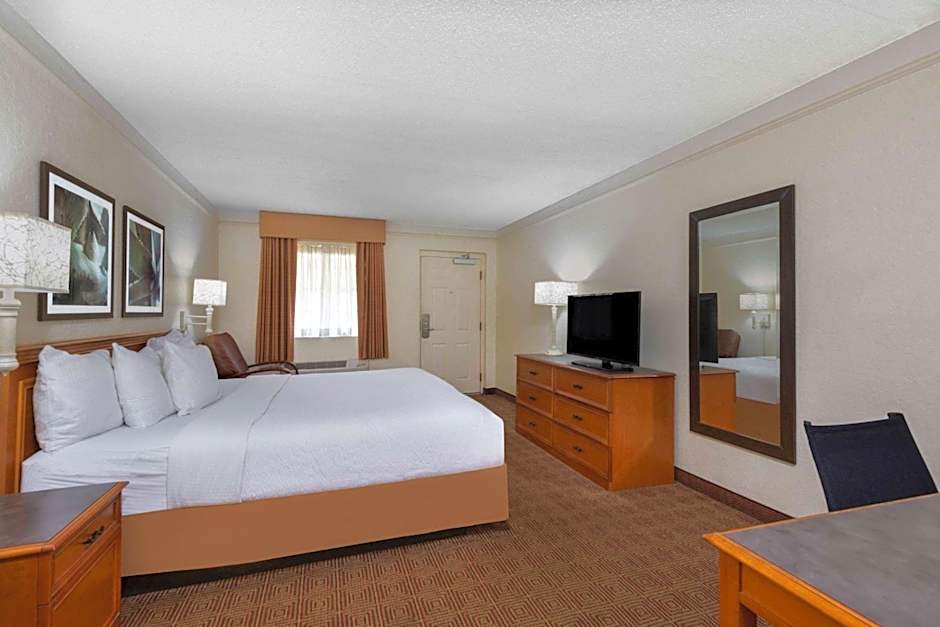 La Quinta East Deerfield Beach - Boca Raton