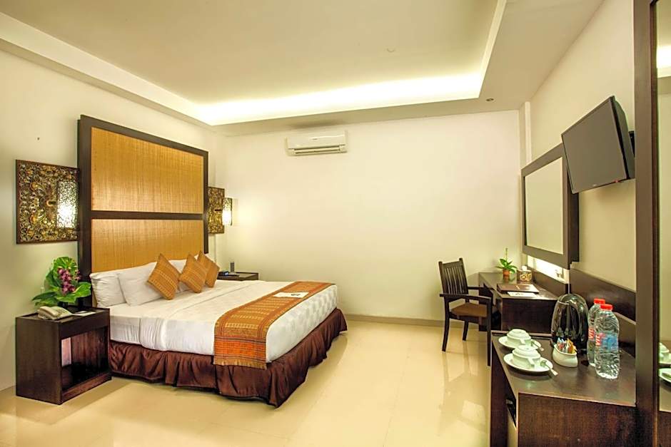 Photo 1 of 10 of Superior 1 Queen Bed