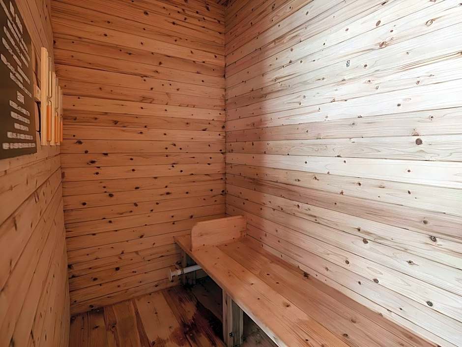 CABIN and HOTEL CONSTANT NAHA