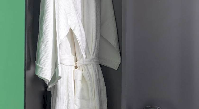 Madelise Adora Hotel and Travel