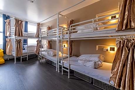 Bed in 8-Bed Mixed Dormitory Room