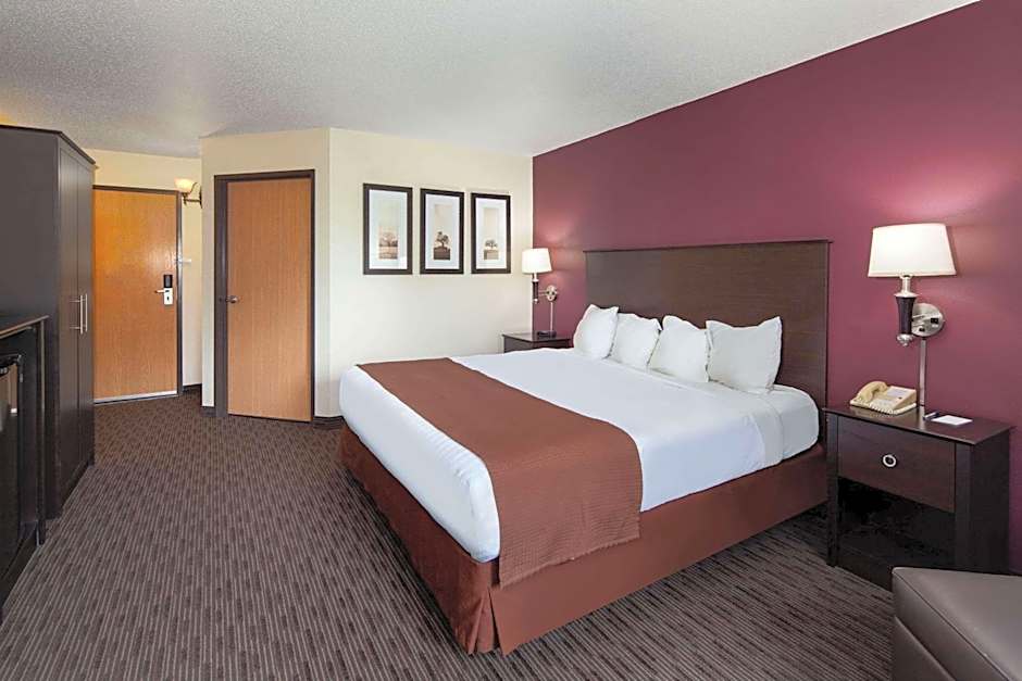 AmericInn by Wyndham Northfield