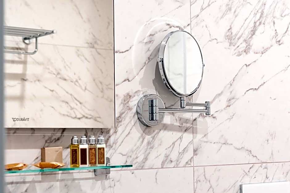 VIZUALIZA Residence Hotel by HMG