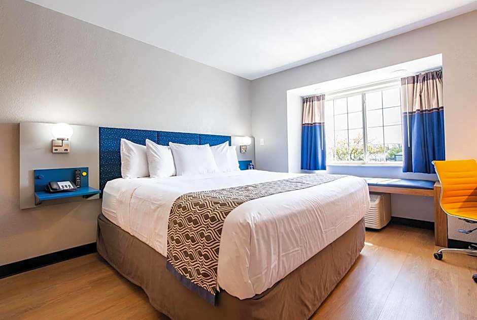 Microtel Inn & Suites by Wyndham London