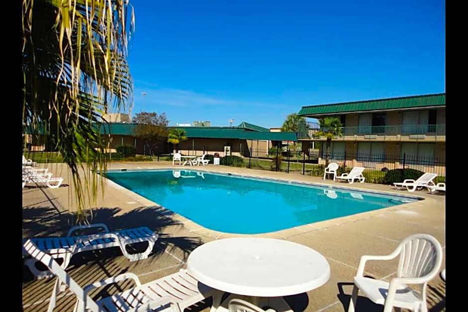 OYO Hotel Audubon Baton Rouge Port Allen I-10