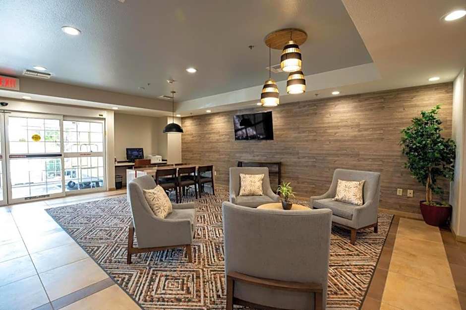 Candlewood Suites Saint Joseph By IHG