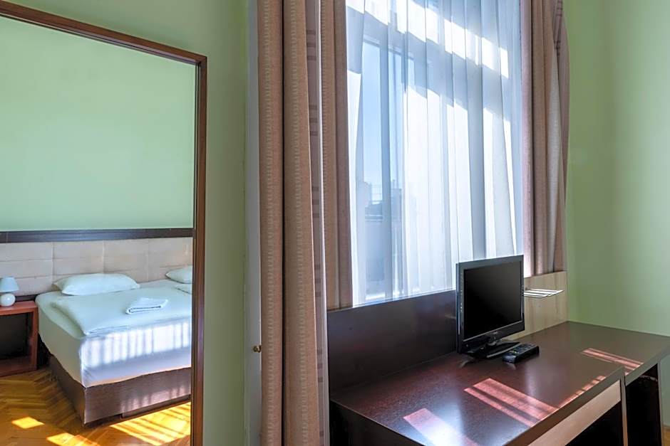 Baross City Hotel - Budapest