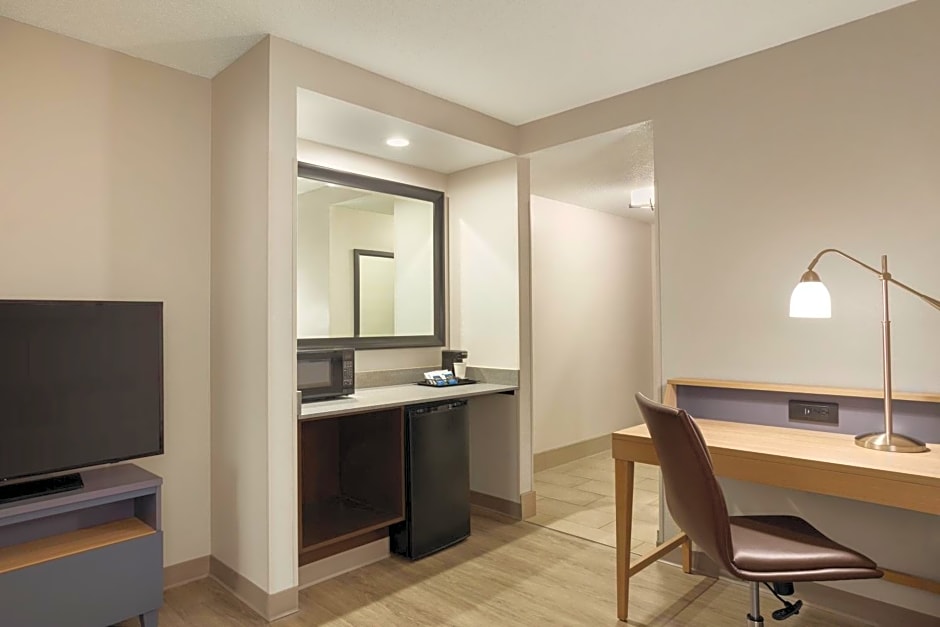 Country Inn & Suites by Radisson, Chattanooga-Lookout Mountain