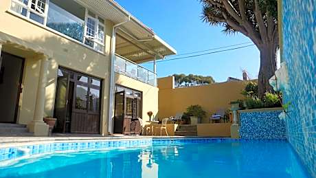 Sundown Manor Guest House