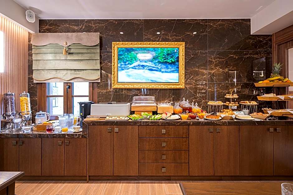 FLOARA DI MUNTE Forest Luxury Suites