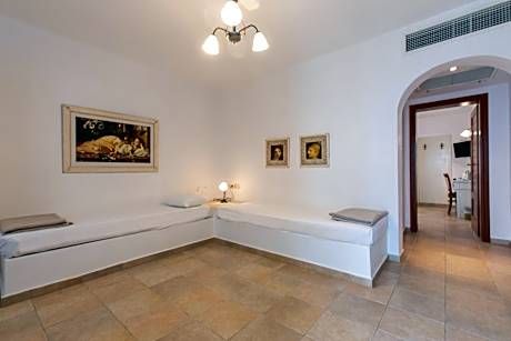 Superior Family Room