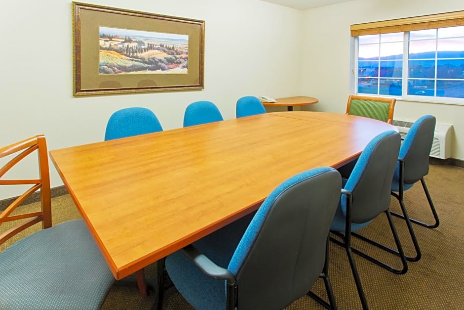 Candlewood Suites Medford, an IHG Hotel