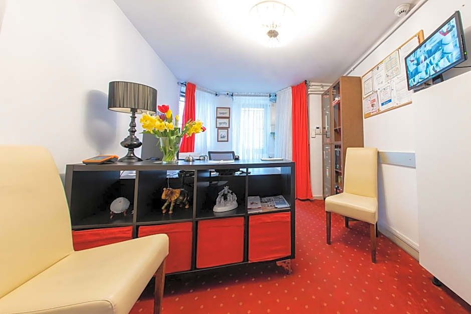 Avenue Parliament Old Town - Avenue Hotels