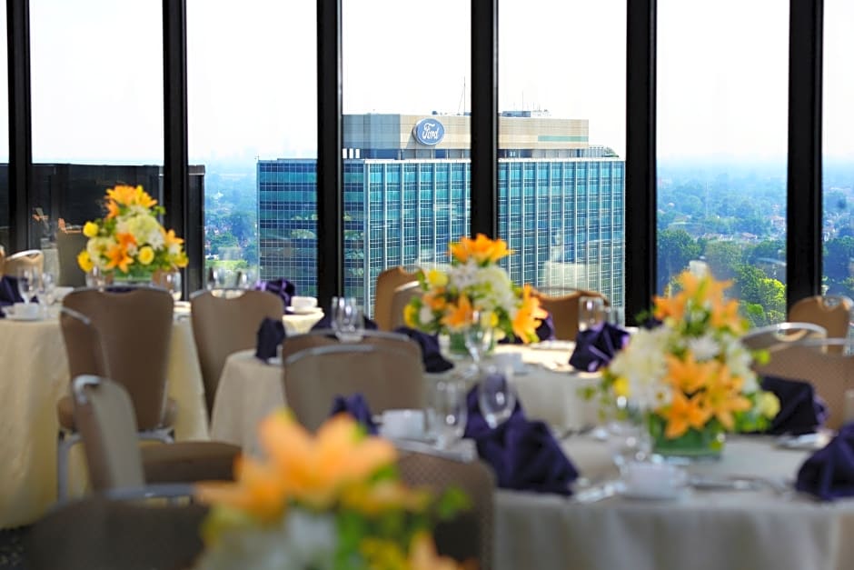 Edward Hotel and Convention Center