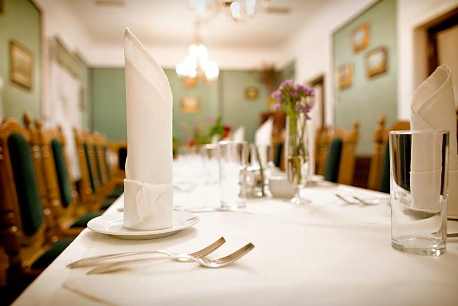 Hotel Zamek Pułtusk Dom Polonii