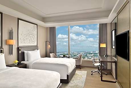 Deluxe Twin Guest Room