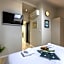 Leonis Restaurant & Rooms