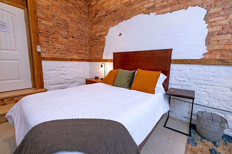 Hartwell Suites