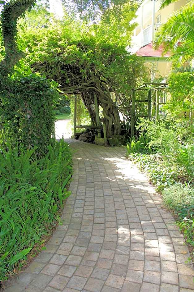 Hacklewood Hill Country House