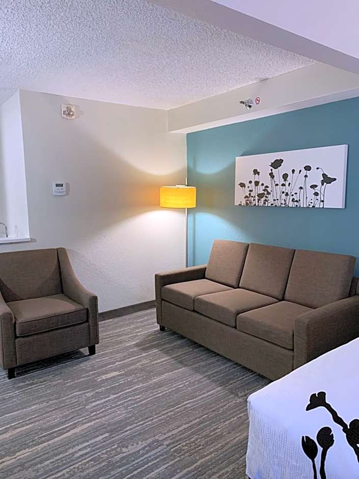 Sleep Inn & Suites California MD