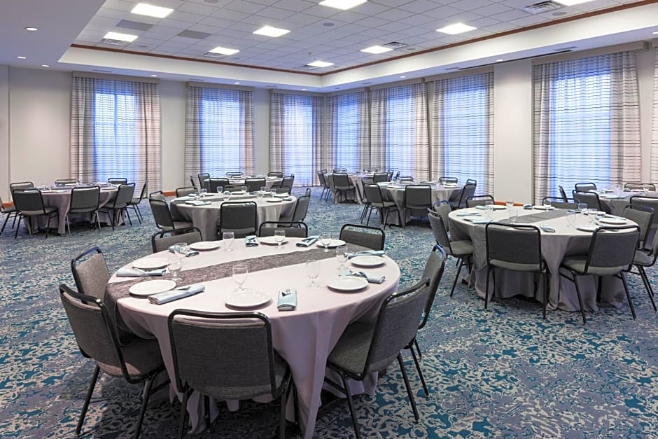 Hilton Garden Inn Lake Forest Mettawa