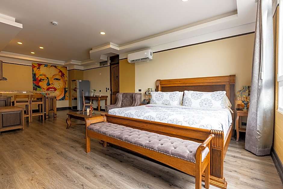 Photo 1 of 15 of 1 King Bed Suite