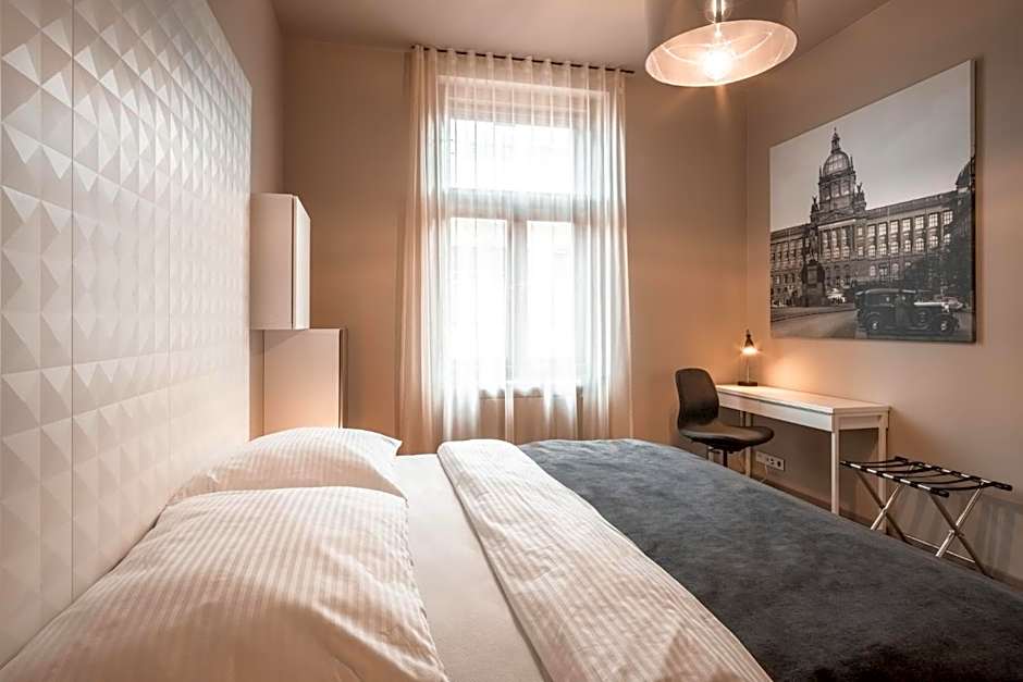 Aparthotel Rimska 14