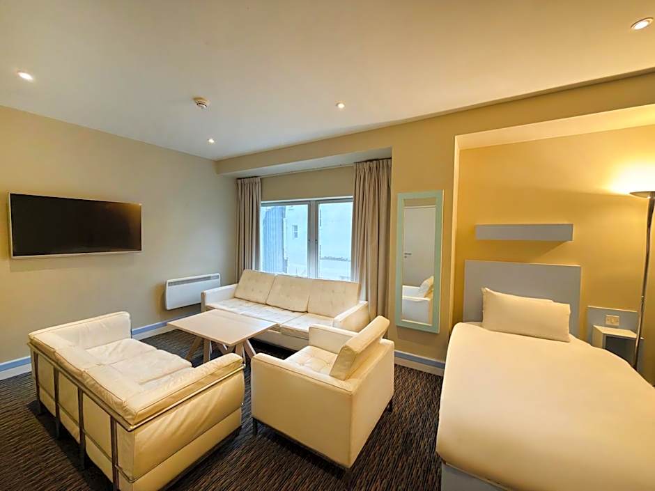 Citrus Hotel Cheltenham by Compass Hospitality