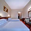Central Hotel