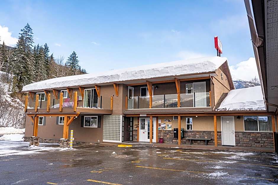 Swiss Chalet Motel