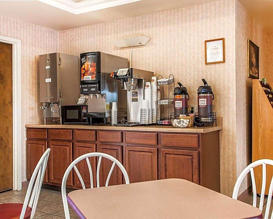 Quality Inn Midway