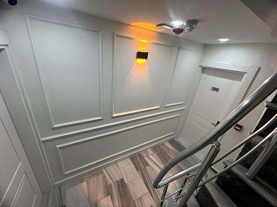 Ninova Boutique Hotel