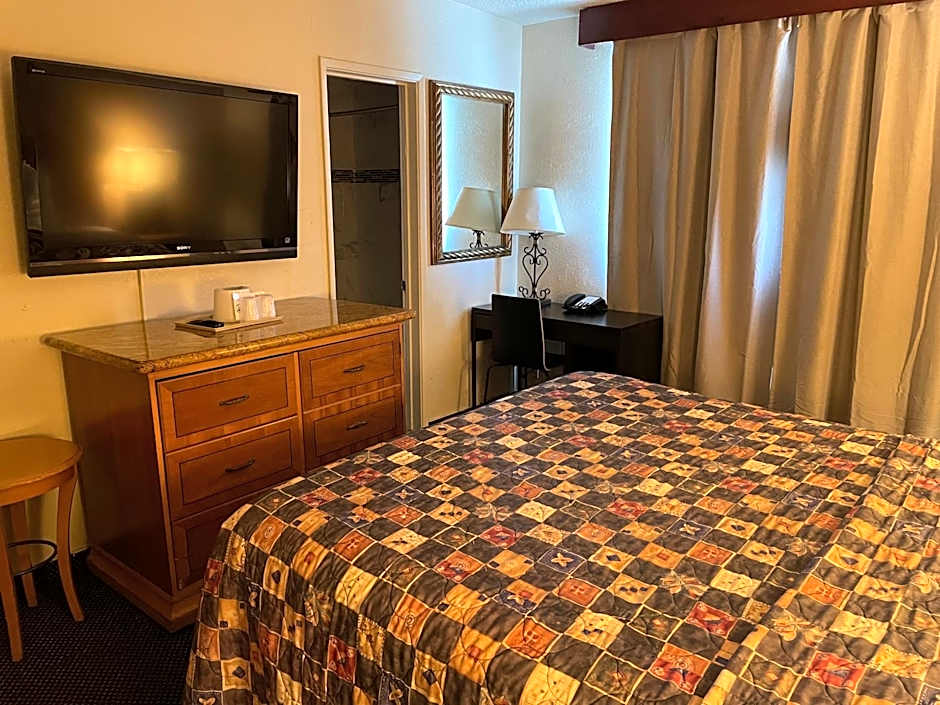 Grand Inn