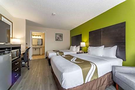 Quality Inn & Suites Vandalia near I-70 and Hwy 51