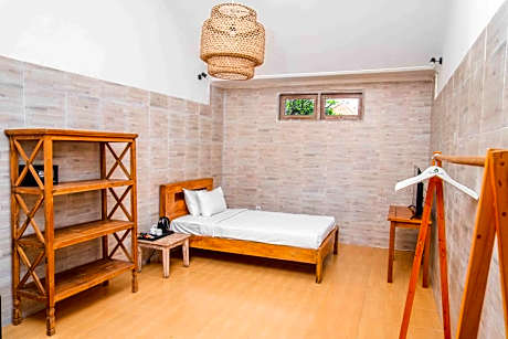 Single Room with Private Bathroom