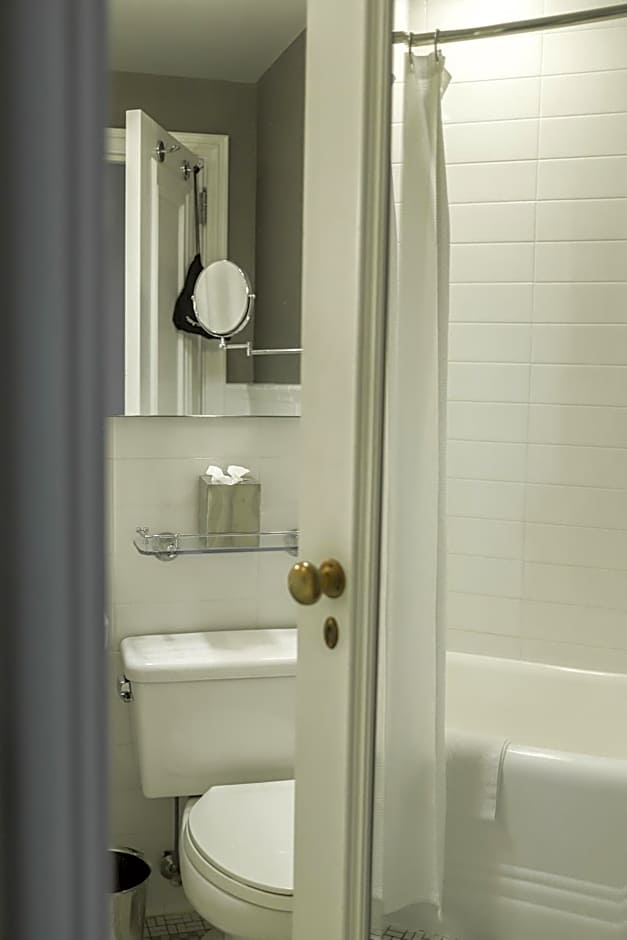 Delta Hotels by Marriott Bessborough