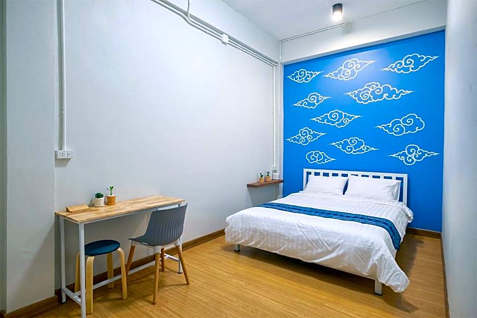 BED Friends Poshtel