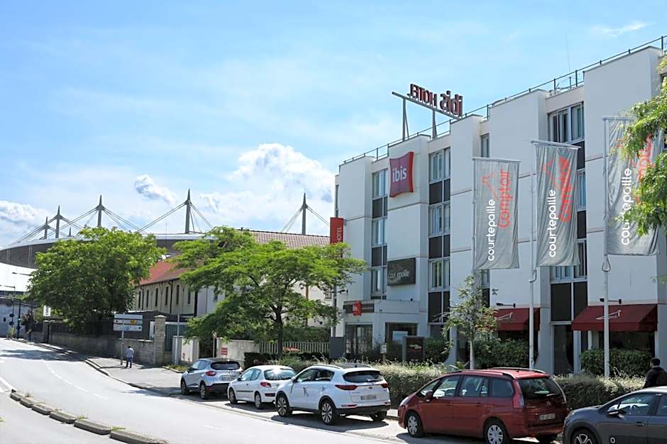 ibis Saint-Denis Stade Ouest