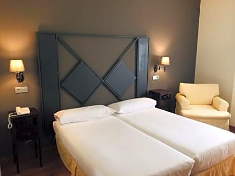 Romantic Package - Double or Twin Room 