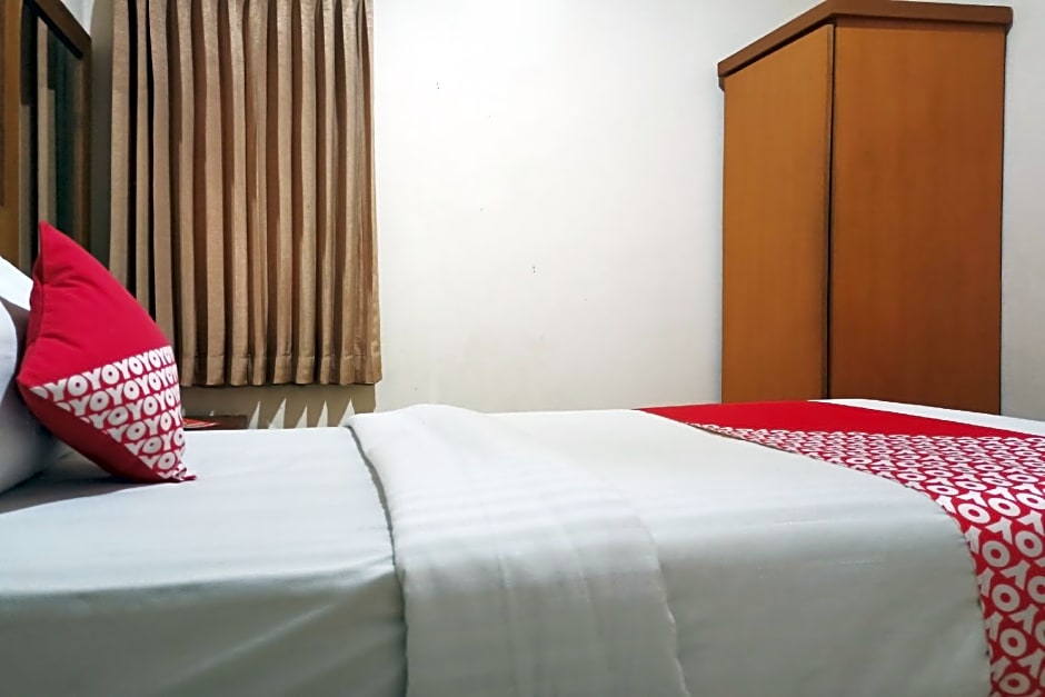 Capital O 142 Hotel Al Furqon Syariah