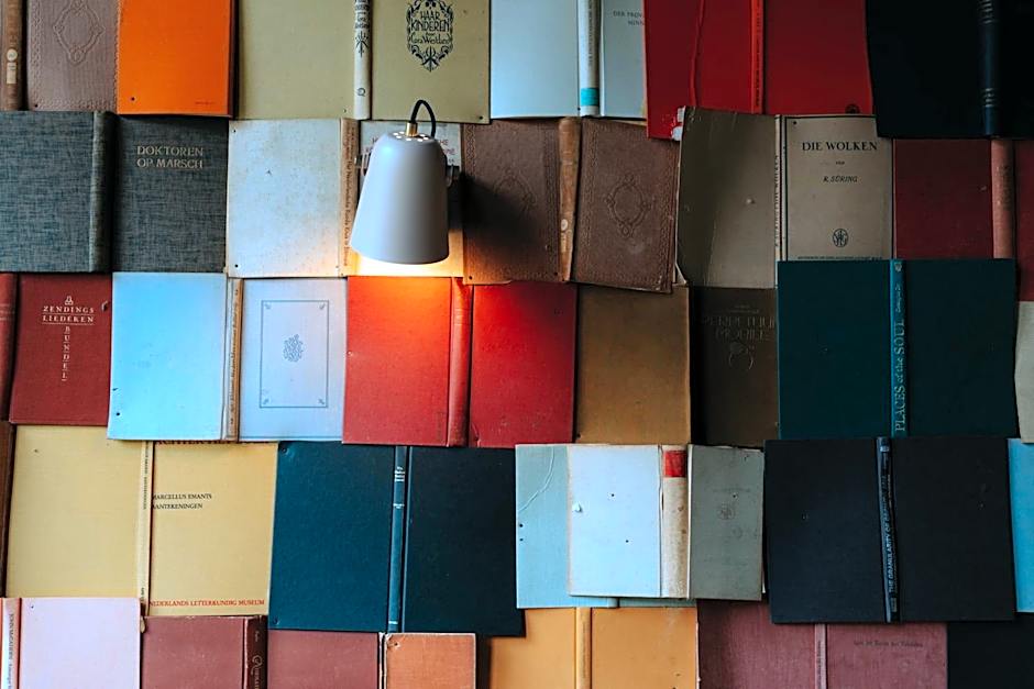 MAX BROWN HOTEL CANAL DISTRICT