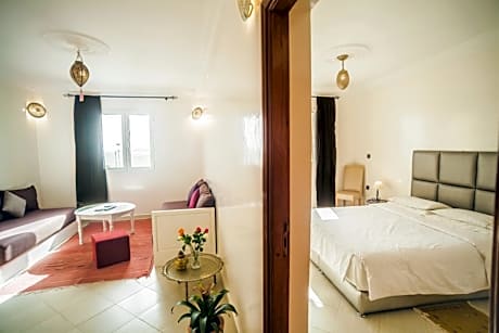 Apartment (2 Adults)